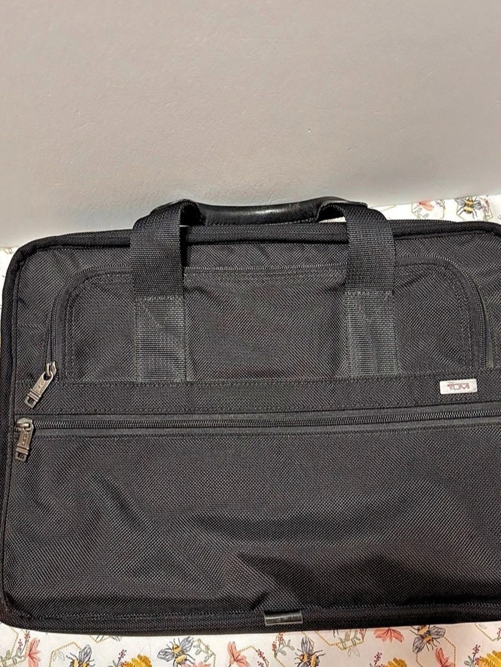 TUMI Alpha Expandable Organizer Laptop Briefcase Black